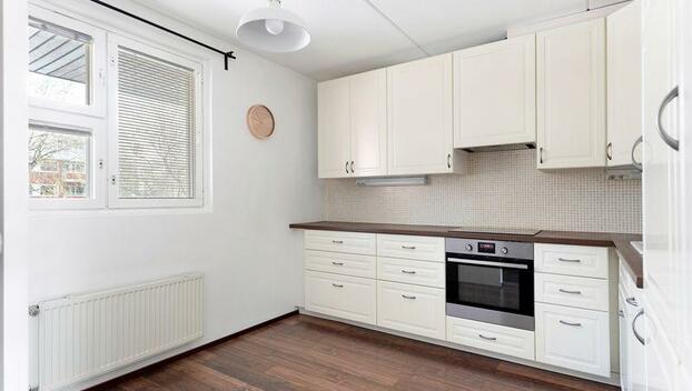 Renginpolku 8, Malminkartano, Helsinki