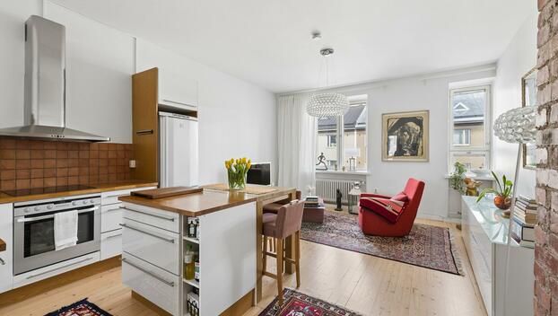 Messeniuksenkatu 8, Taka-Töölö, Helsinki