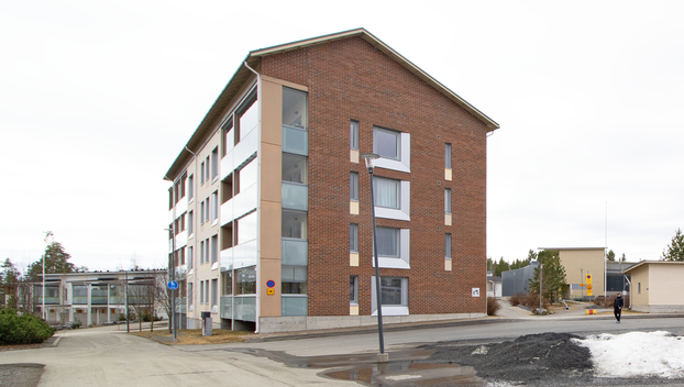 Messuportinkatu 8, Lehtoniemi, Kuopio