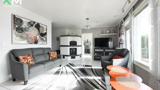 Tuulentuvantie 4, Kurikankylä, Kurikka