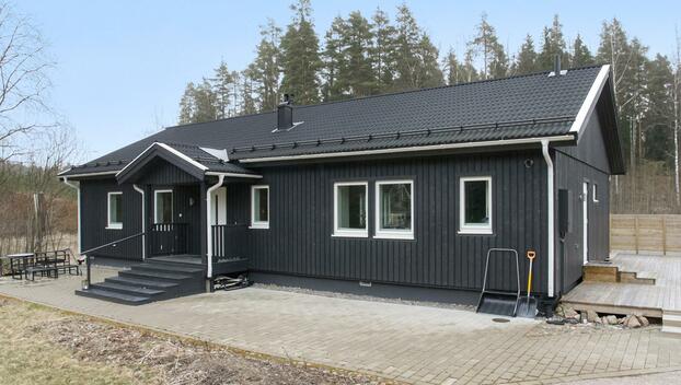 Tarinakuja 1, Vääkilä, Vihti