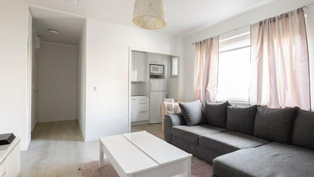 Rusthollinpolku 2, Puotila, Helsinki