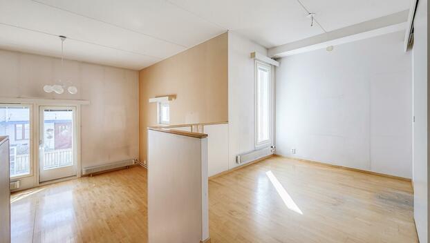 Liuskekuja 8, Pihlajamäki, Helsinki