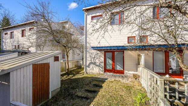 Liuskekuja 8, Pihlajamäki, Helsinki