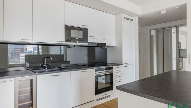 Tietäjäntie 4, Tapiola, Espoo