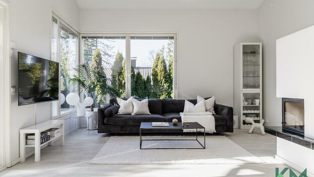 Hirsikalliontie 24, Laaksolahti, Espoo