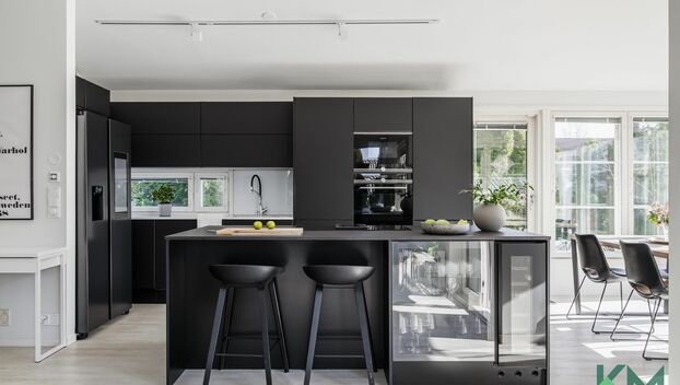 Hirsikalliontie 24, Laaksolahti, Espoo