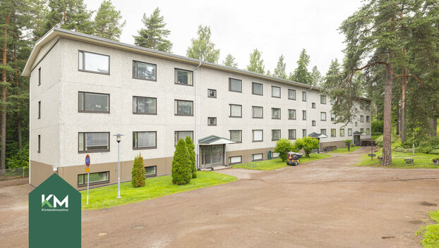 Äijänkatu 4, Hovila, Kotka