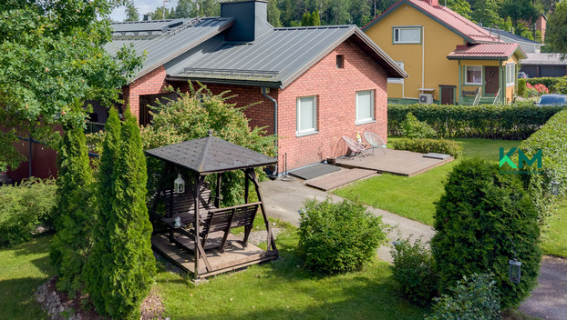 Elontie 32, Länsi-Pakila, Helsinki