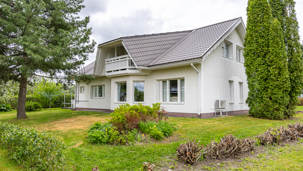 Valkamantie 6, undefinedParola
