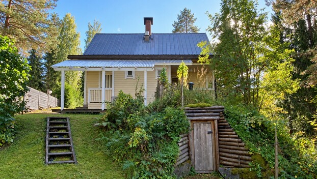 Leppäkorventie 183, Väärinmaja, Väärinmaja