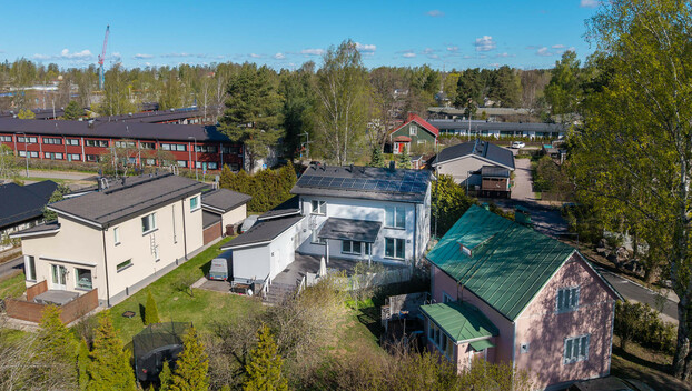 Maamiehentie 13, Puistola, Helsinki