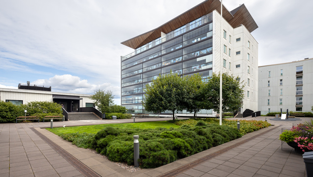 Kirjokansi 4, Tapiola, Espoo