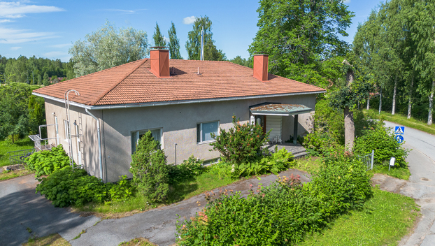Korkomäentie 4, Kyröskoski, Hämeenkyrö