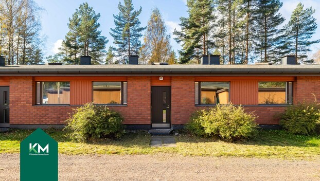 Pahkakatu 8, Ristinkallio, Kotka