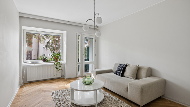 Laajasuontie 6, Etelä-Haaga, Helsinki