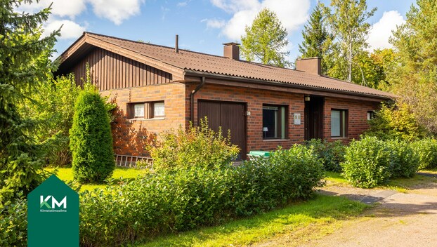 Haapamäenkatu 7, Ristinkallio, Kotka
