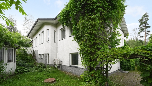 Hirvikatu 22, Mikonkorpi, Järvenpää