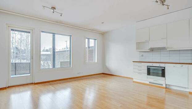 Virontörmänkatu 11, Tesoma, Tampere