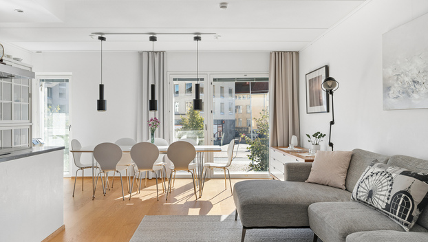 Pohjoinen Rautatiekatu 33, Etu-Töölö, Helsinki