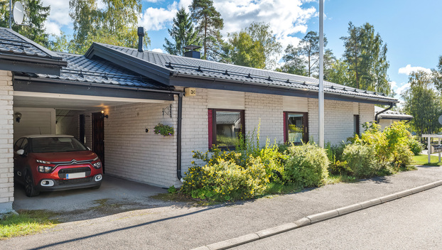 Karhutie 3, Jolkby, Kirkkonummi