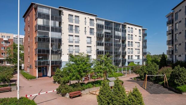 Porarinkatu 2, Vallikallio, Espoo