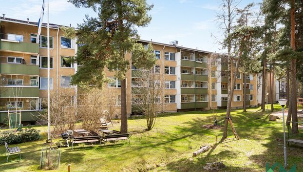 Lumikintie 6, Roihuvuori, Helsinki