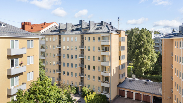 Perustie 18, Munkkiniemi, Helsinki