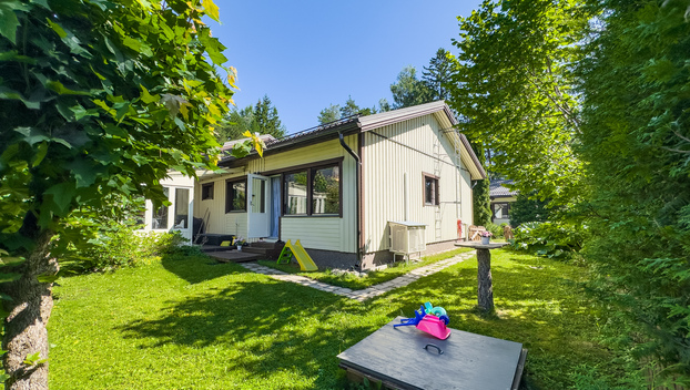 Keltanontie 12, Vaunukangas, Tuusula