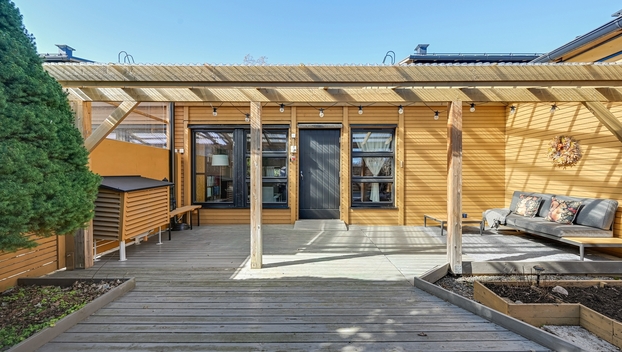 Jenkkapolku 23, Järvenpää