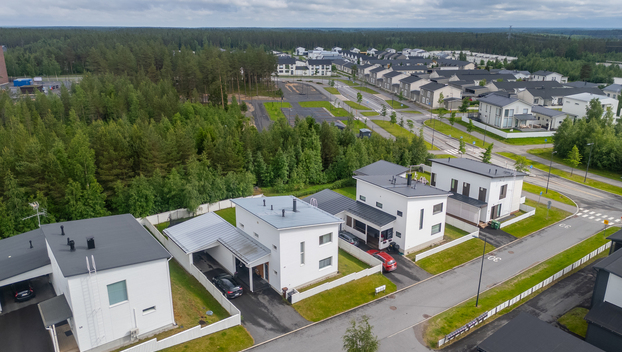 Suojuoksuntie 61, Kivikkokangas, Oulu