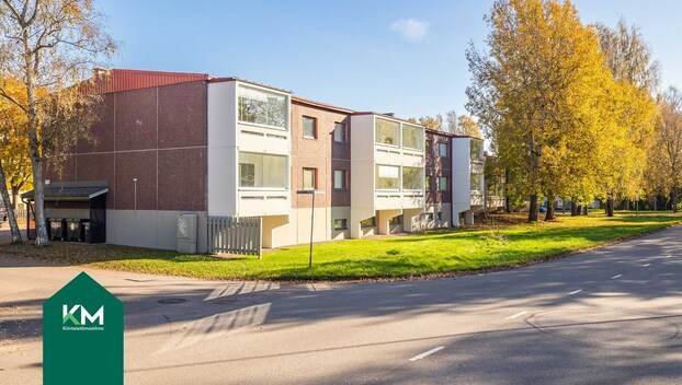 Lukkarinkatu 11, Hovila, Kotka