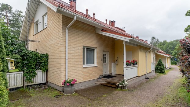 Kauriintie 7, Metsola, Vantaa