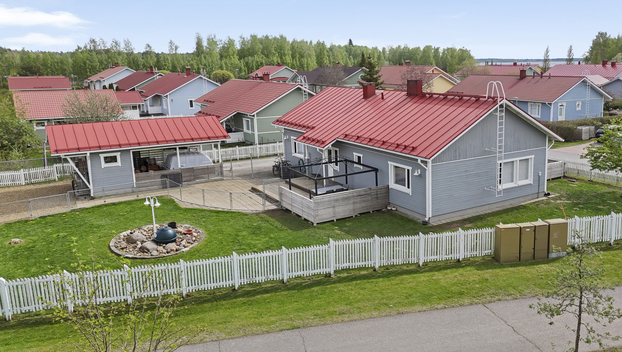 Kultasirkunkuja , undefinedJoensuu