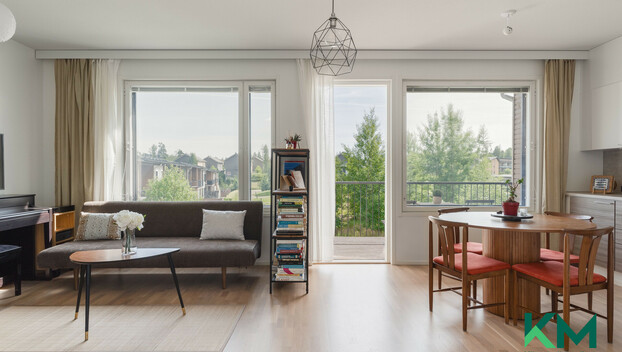 Helmipöllönkatu 7, Lintuvaara, Espoo