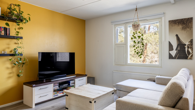 Vuosaarentie 11, Vuosaari, Helsinki