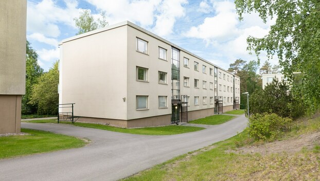 Saanatunturintie 3, Mellunkylä, Helsinki