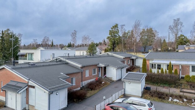 Osuuskunnantie 47, Länsi-Pakila, Helsinki