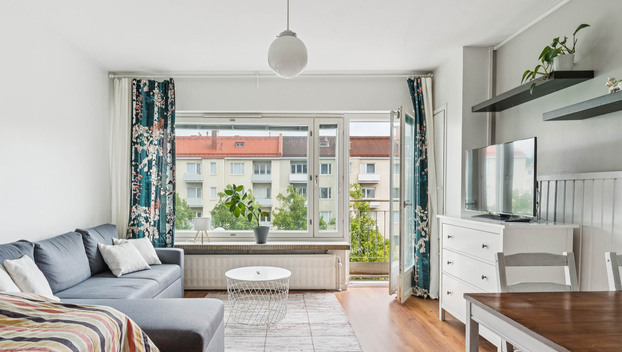 Huopalahdentie 12, Munkkiniemi, Helsinki