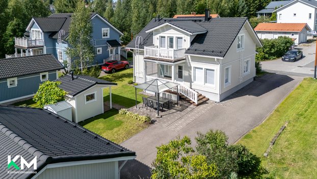 Pitkäkallionkaari 24, Karisto, Lahti