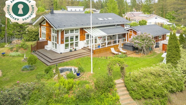 Puolukkatie 12, Tanssikallio, Hyvinkää