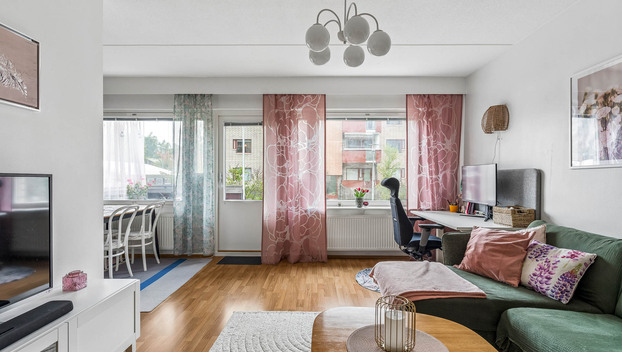 Vanha Puroniitynpolku 3, Savela, Helsinki