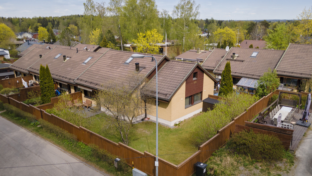 Alkukuja 2-6, Länsi-Pakila, Helsinki