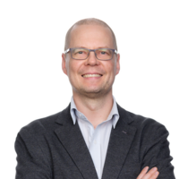 Toimitusjohtaja, LKV, DI, MBA, LKV, DI, MBA Tero Naskali