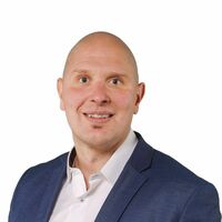 Yrittäjä, tj Aki Penttinen