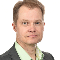 Yrittäjä, toimitusjohtaja, LKV, AKA(y) Seppo Kairikko