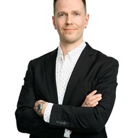 Asuntomyyjä, LVV, KiLAT, IAT, KTM Olli Vauhkonen