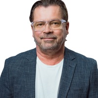 yrittäjä, toimitusjohtaja, LKV, LKV Jaakko Tanskanen