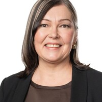 kiinteistönvälittäjä, LKV, YKV, julkinen kaupanvahvistaja, IAT Pia Lahti