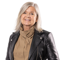 Myyntineuvottelija Anne-Mari Outila